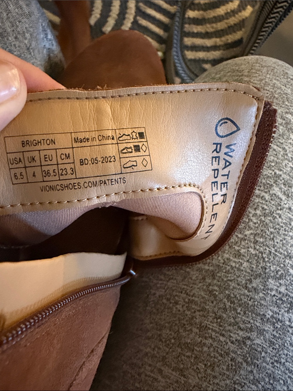 Vionic Women’s Brown Suede Ankle Boots - Picture 2 of 4